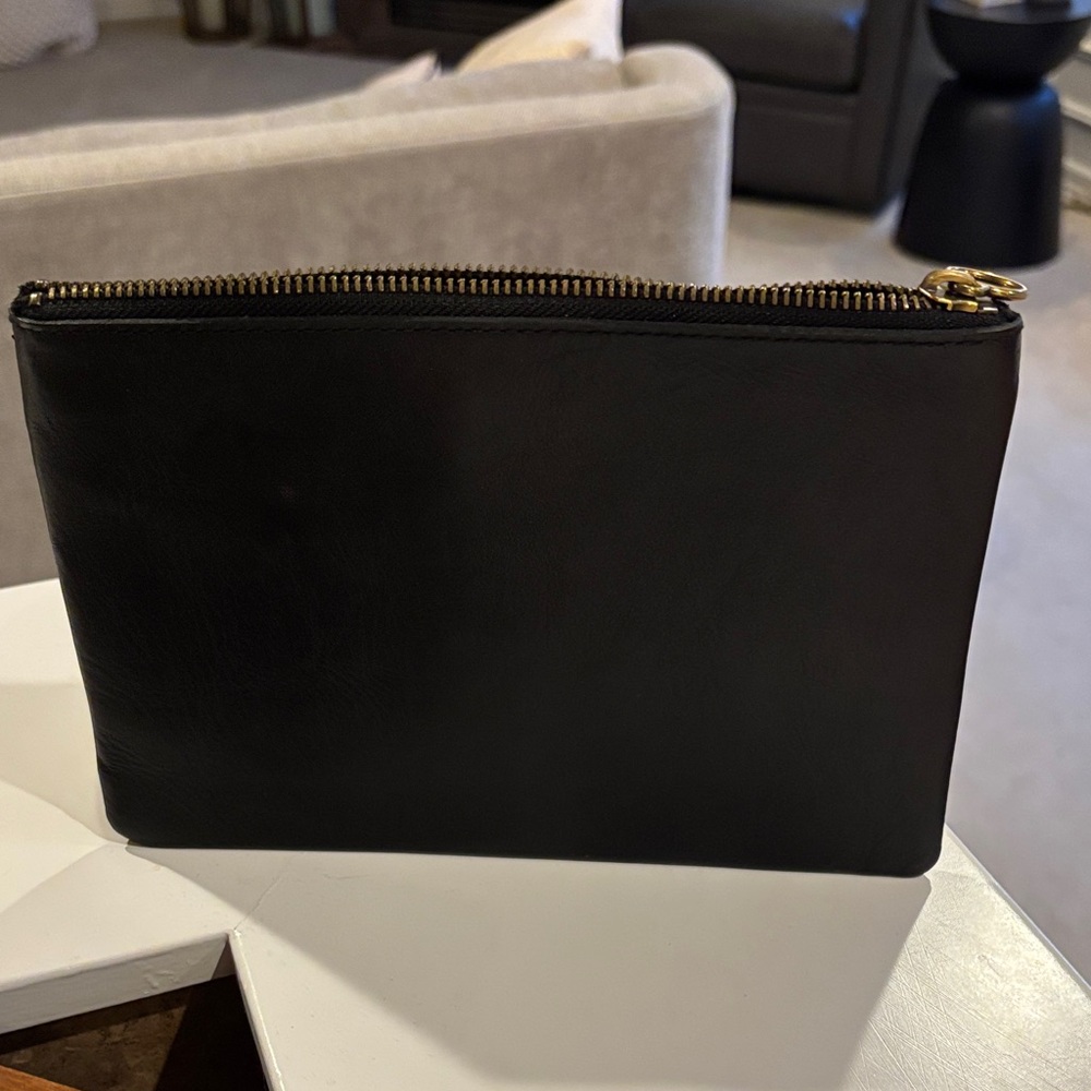 Black Leather Madewell zipper bag - new with tags